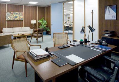 The tv show man men was set decades ago, but the masculine style it presented still packs an aesthetic wallop. cool spaces in donosti: COOL INTERIORS IN TV: MAD MEN