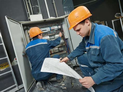 Electrical engineer, electrical designer, engineer, electrical engineering, electrical job type: Careers In Construction Engineering - Electrical Engineer ...
