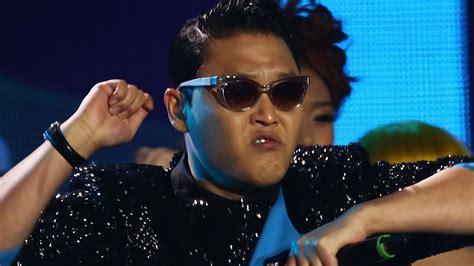Gangnam Style Singer Psy Memba Him