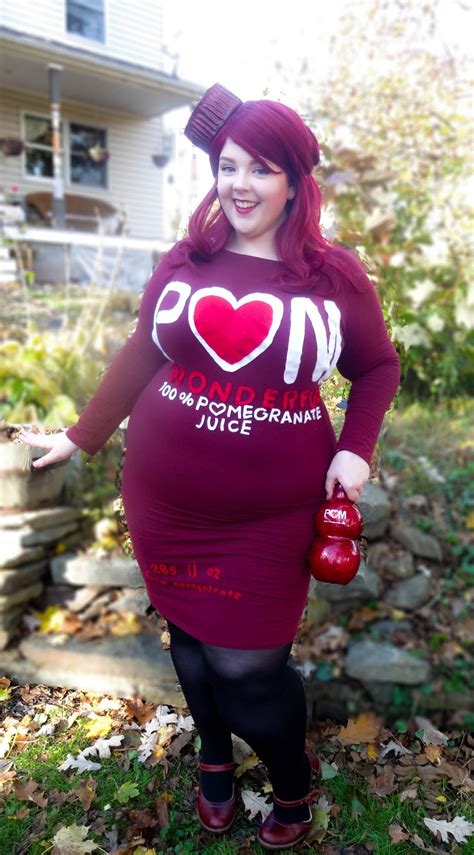 This Woman Who Dressed Up As Her Favorite Juice Clever Halloween Costumes Cool Halloween