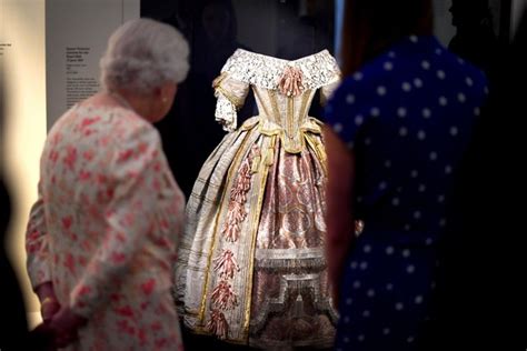 Menelisik Kisah Hidup Ratu Victoria Dalam Pameran Di Istana Buckingham