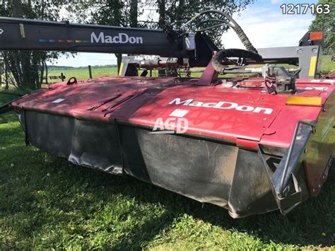 Used 2011 Macdon R85 Disc Mower Conditioner Agdealer