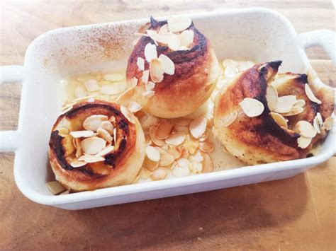 Pommes au four au miel et aux amandes Virginie Argiros