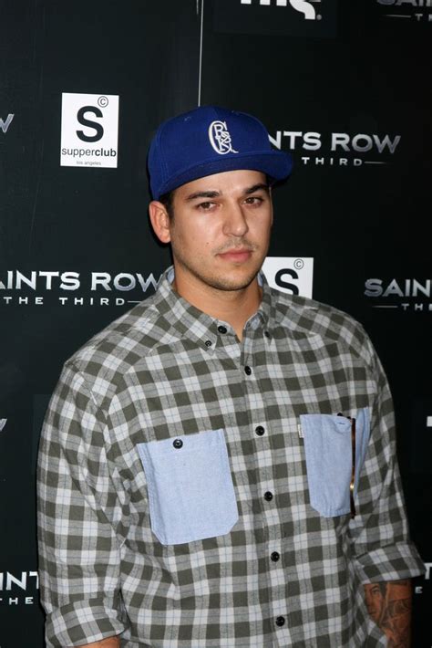 rob kardashian is back on instagram with shirtless photo fame10