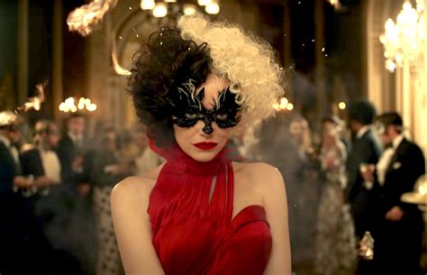 Our 6 Favorite Fashion Moments From The Cruella Trailer Young Hollywood