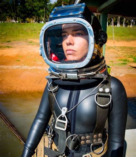 Pin On Women In Wetsuits And Scuba Gear