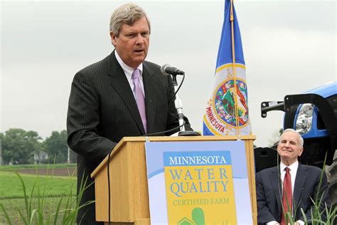 Usda Secretary Tom Vilsack Abruptly Quits What The Heck Is Going On
