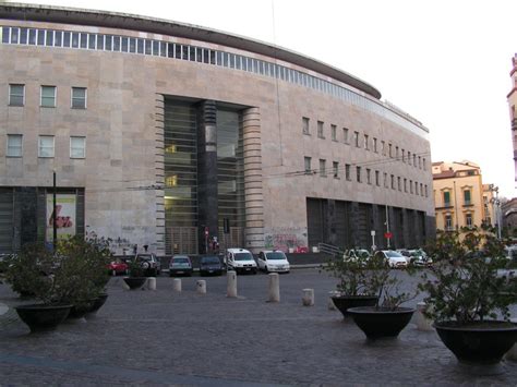 From wikimedia commons, the free media repository. Napoli, rapina alle Poste Centrali in piazza Matteotti ...