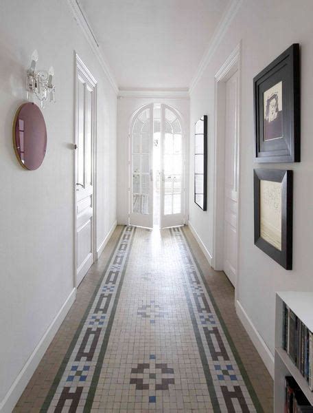 Mosaic tile is a combination of tiny colored tiles called tesserae that can be used to create a pictorial or geometrical design to decorate a home's interior. TILE FILE: BYE BYE RUGS, HELLO MOSAICS! | Nbaynadamas ...