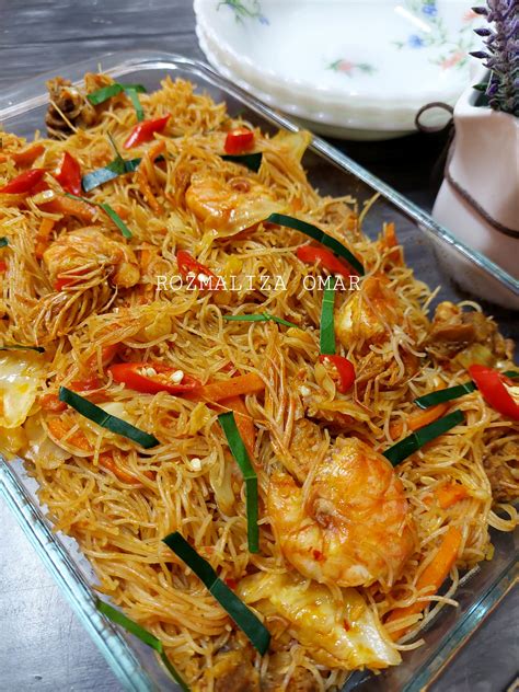 Resepi Bihun Goreng Tomyam Viral, Rupanya Guna Bahan Rahsia Ini!