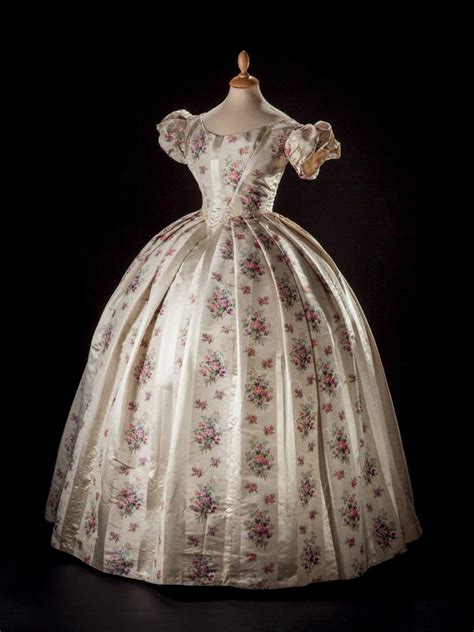 1860 Robe De Bal Civil War Fashion 1800s Fashion Edwardian Fashion
