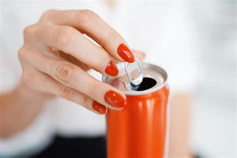 How To Get Healthy Nails Nail Care Dos And Donts