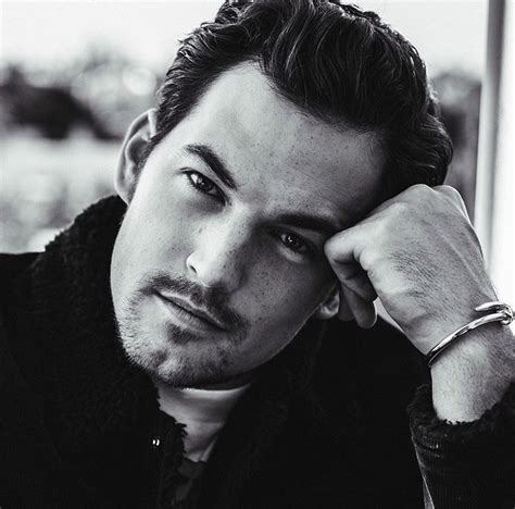 Giacomo gianniotti said i do to his fiancée nichole in italy on sunday, april 28. Grey's Anatomy | Dr. DeLuca - Giacomo Gianniotti | Giacomo gianniotti, Greys anatomy characters ...