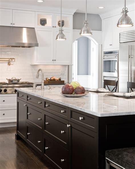 Maybe you would like to learn more about one of these? 18 Gorgeous White Kitchen Design Ideas in Traditional ...