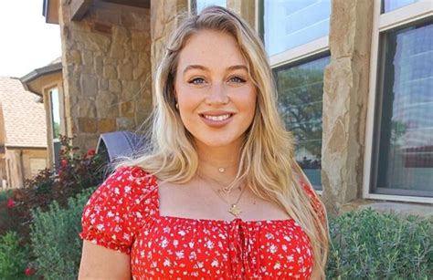Iskra Lawrence Shares Postpartum Pic And Gets Candid About Motherhood