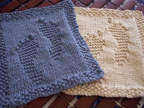 Knitting patterns for baby washcloths. Baby Feet Washcloth - Knit Ohh if only I could knit ...