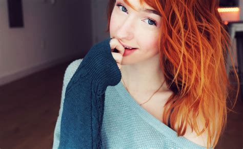 Wallpaper SnugglePunk Webcam Model Women Indoors Redhead Looking At Viewer X