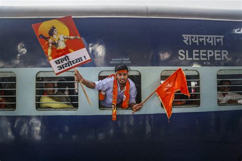 Ayodhya on edge as Shiv Sainiks pour into town | Deccan Herald