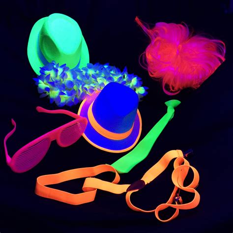 How To Make Playdough That Glows Under Black Lights Black Light Led