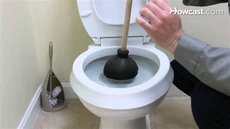 Briton umar alvi held the record from 2001 to 2002, with a tongue of 5.7cm (2.2in) from the lips to the tip. How to Fix a Clogged Toilet | Plumbing Repairs - YouTube