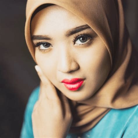 how to choose the best hijab style for your face shape hidjabaya
