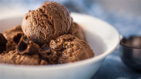The Unexpected Liquor That Pairs Perfectly With Chocolate Ice Cream