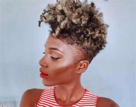 Just get your side hair shaved finely and let the long top hair go natural. 6 Natural Hairstyles with Shaved Sides | NaturallyCurly.com