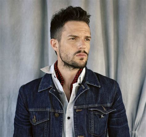 Brandon Flowers Biography Age Wife Net Worth Height And Ethnicity