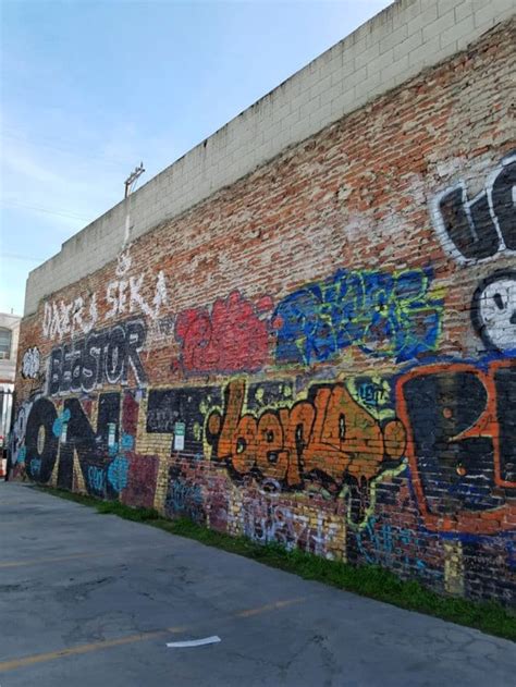 La Arts District Graffiti And Mural Tour Downtown Los Angeles