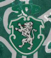 O início da camisola, mais propriamente camisa, ao tempo do sport club de belas, o precursor do sporting clube de portugal além do 'stromp' até então usado pelo futebol, as outras modalidades. Sporting - Equipamento do Sporting Saillev, Juve Leo, DU XXI