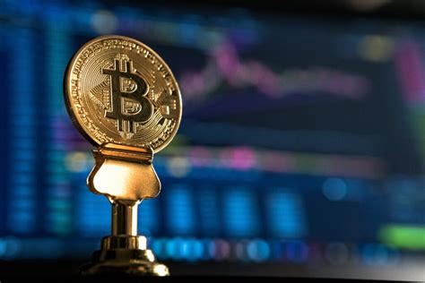 As the bitcoin price hovers under the psychological $30,000 per bitcoin level, cryptocurrency traders and investors are looking for clues that might reveal how bitcoin will fare through 2021. Is it Worth to Start Mining Bitcoin Now - 2021 Guide - Emlii
