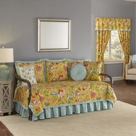 Getting the best daybed bedding sets have been innovatively designed to provide you with utmost comfort while enhancing your interiors in your house. Yellow Daybed Bedding Sets