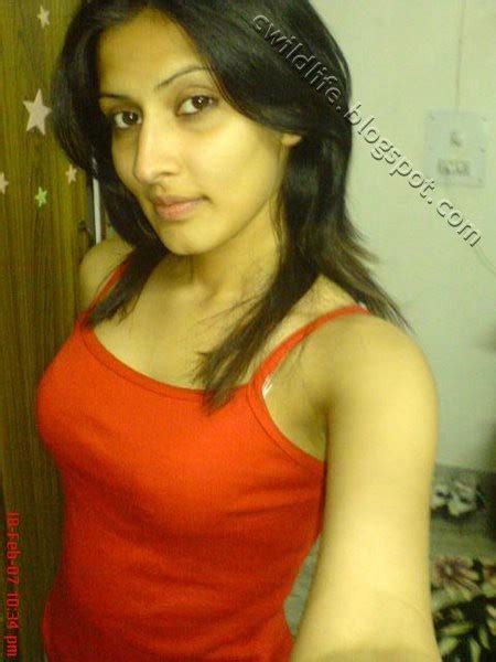 scribd hot pic hpt girl desigirl desi model girl anushka richa gangopadhyay zarine khan