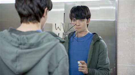 Filmes Protagonizados Por Asa Butterfield Elfo Livre