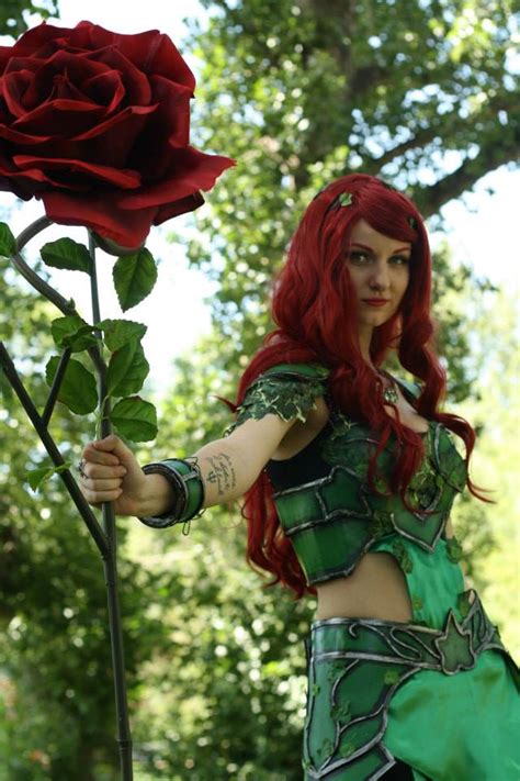 Hot Pictures Of Poison Ivy One Of The Most Beautiful Batmans