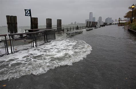 Hurricane Sandy Slams Northeast