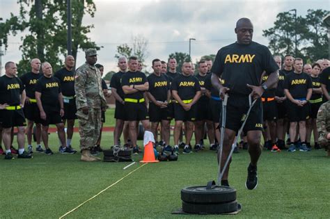 Tradoc Senior Leaders Among First To Take New Army Combat Fitness Test