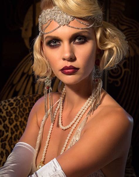 Pin By Abbie Kocherhans On B3 Time And Culture Cosmetic Tutorials Gatsby Hair Gatsby Party
