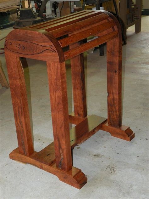 I even had to modify it several times to get it to be what i really wanted. Mesquite Saddle Stand | Saddle stand, Horse farm ideas ...