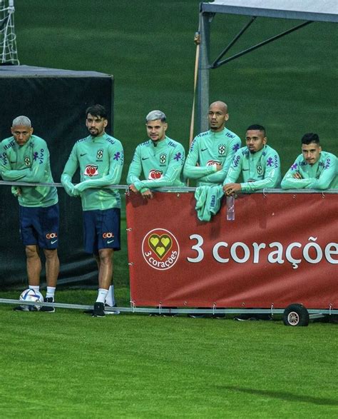 Pin De 🐠⭐️🌀⭐️🐋 Em Celebs Seleção Brasileira Masculina Jogadores