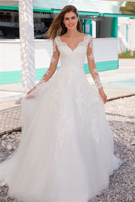 Maybe you would like to learn more about one of these? Brautkleid White One Tattoo-Ärmel Tüllrock Ivory | Kleid ...