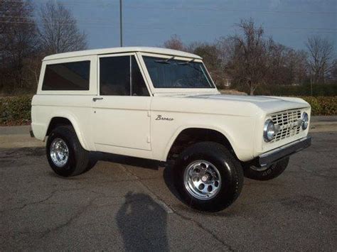 Sell Used 1976 Ford Bronco Beautiful Original Wimbledon White Automatic