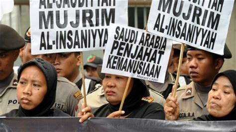Demo Solidaritas Untuk Tkw Korban Penyiksaan Sumiati Bbc News Indonesia