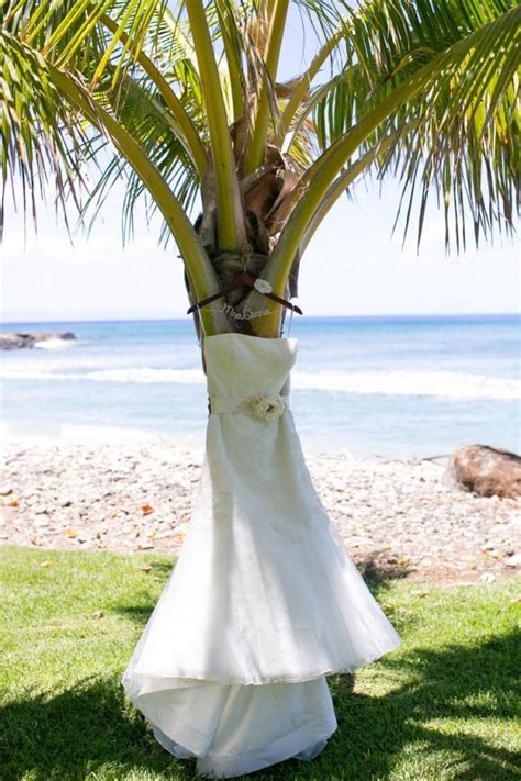 Rustic Diy Destination Wedding In Hawaii Destination Wedding Details
