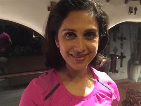 Yesteryear Actress Meenakshi Seshadri Then And Now Life And Style Aaj English Tv