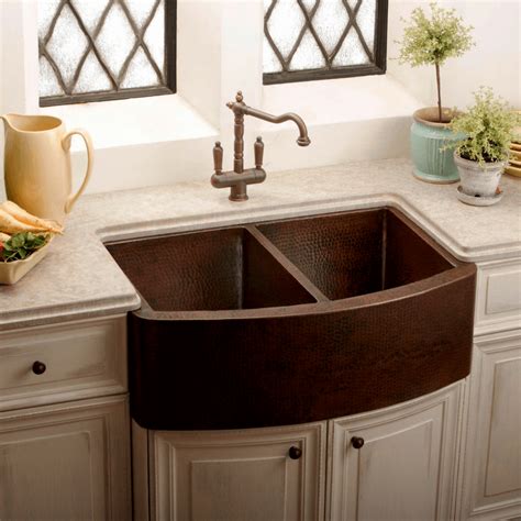 Its sharp corners with modern lines add european flair and better functionality to the traditional kitchen design. Farmhouse Sinks With Exposed Apron | Reflections Granite ...