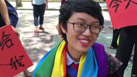 視頻：中國女同性戀學生的求婚風波 Bbc 中文网