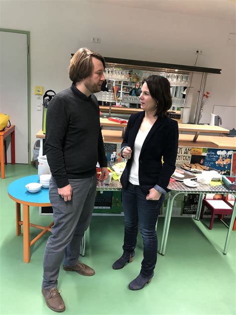 Wäre annalena baerbock weiter einfach eine bundestagsabgeordnete, dann hätte das alles wahrscheinlich keine. AKTUELLES AUS DER GARTENSTADT DREWITZ: Grünen-Chefin ...