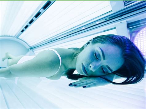 Are American Women Dependent On Indoor Tanning The AACR
