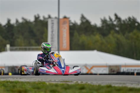 Kosmic Racing Kart